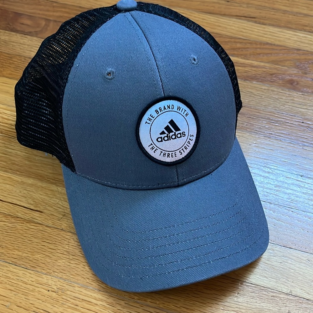 Adidas trucker hat adjustable